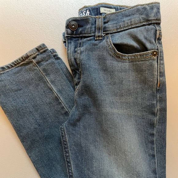 OshKosh B’gosh Blue Jeans - Picture 1 of 3